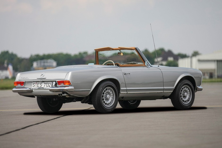 Mercedes 230-280 SL (W 113 z lat 1963-71)