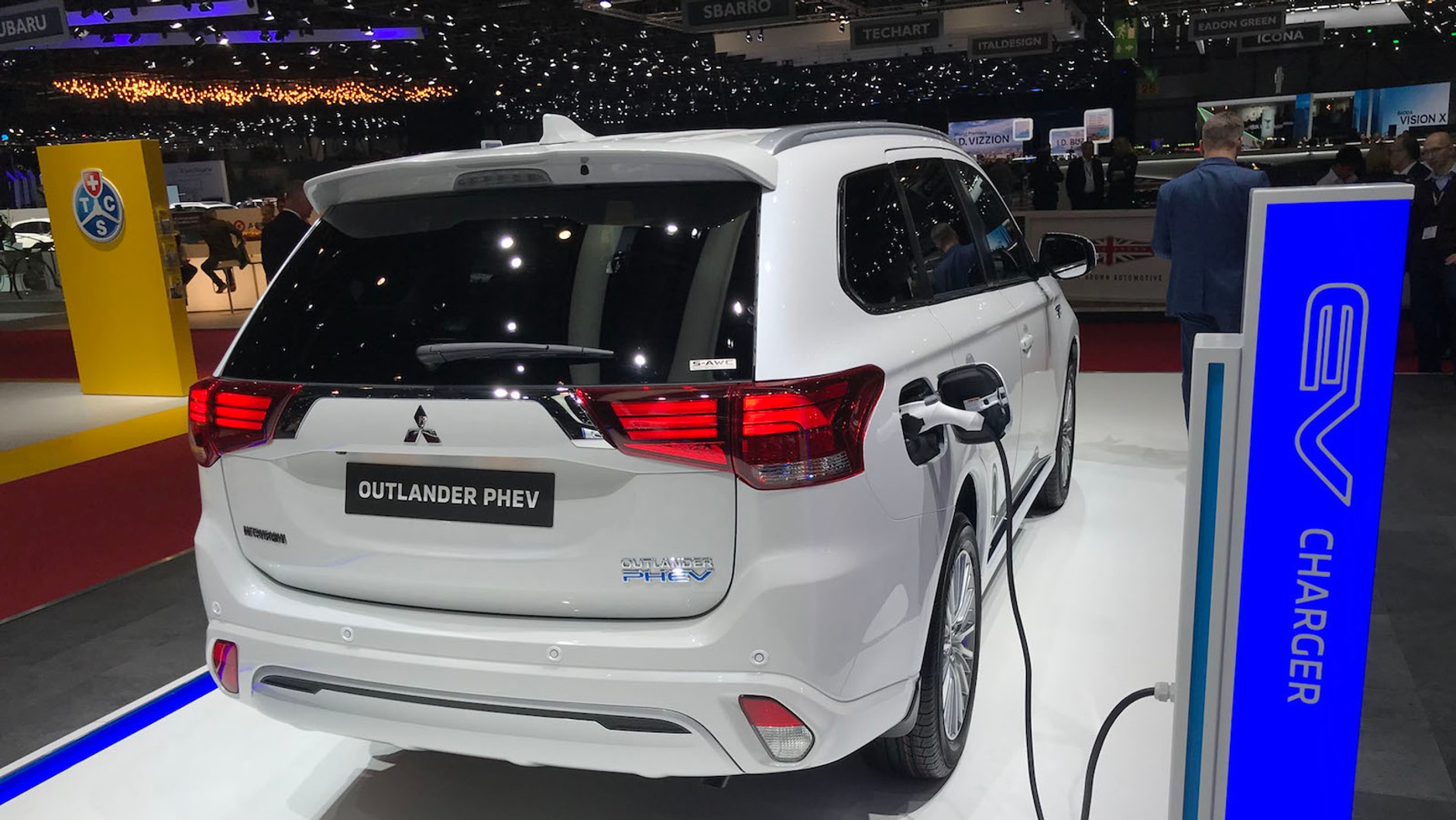 Mitsubishi Outlander PHEV 2019