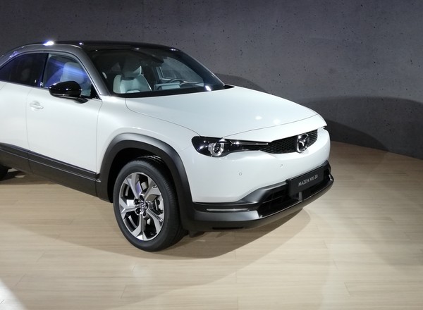 Mazda MX-30 - realna wizja przyszłości