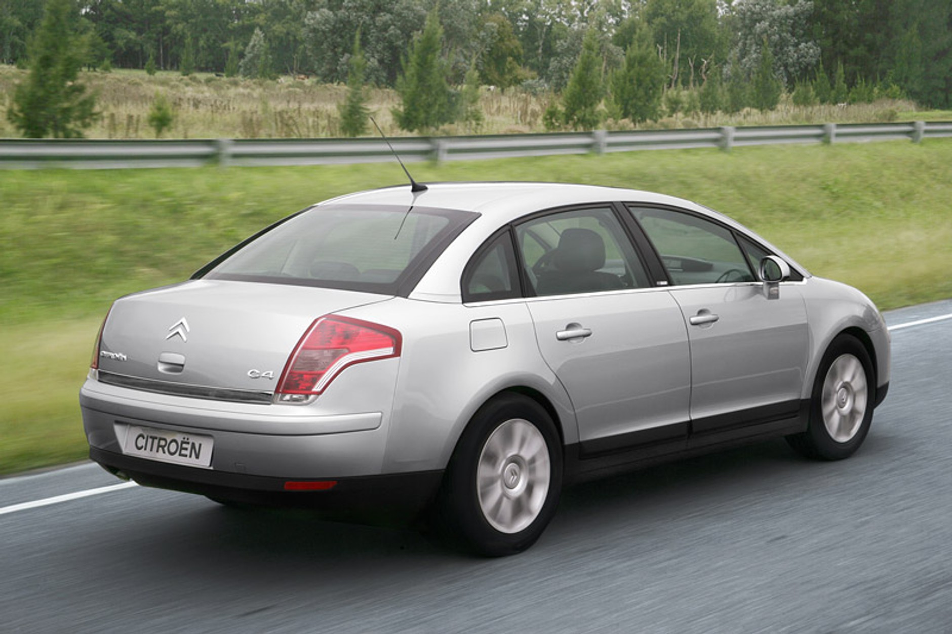Citroen C4 Sedan: chiński atak