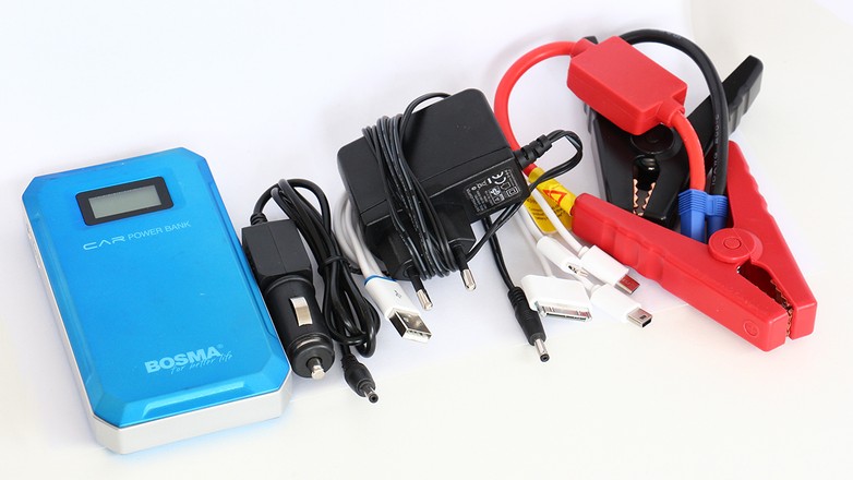 Awaryjny akumulator do kieszeni: na rynku pojawiły się niewielkie, kieszonkowe power banki (akumulatory zewnętrzne) z funkcją wspomagania rozruchu. Sprawdziliśmy – naprawdę działają!