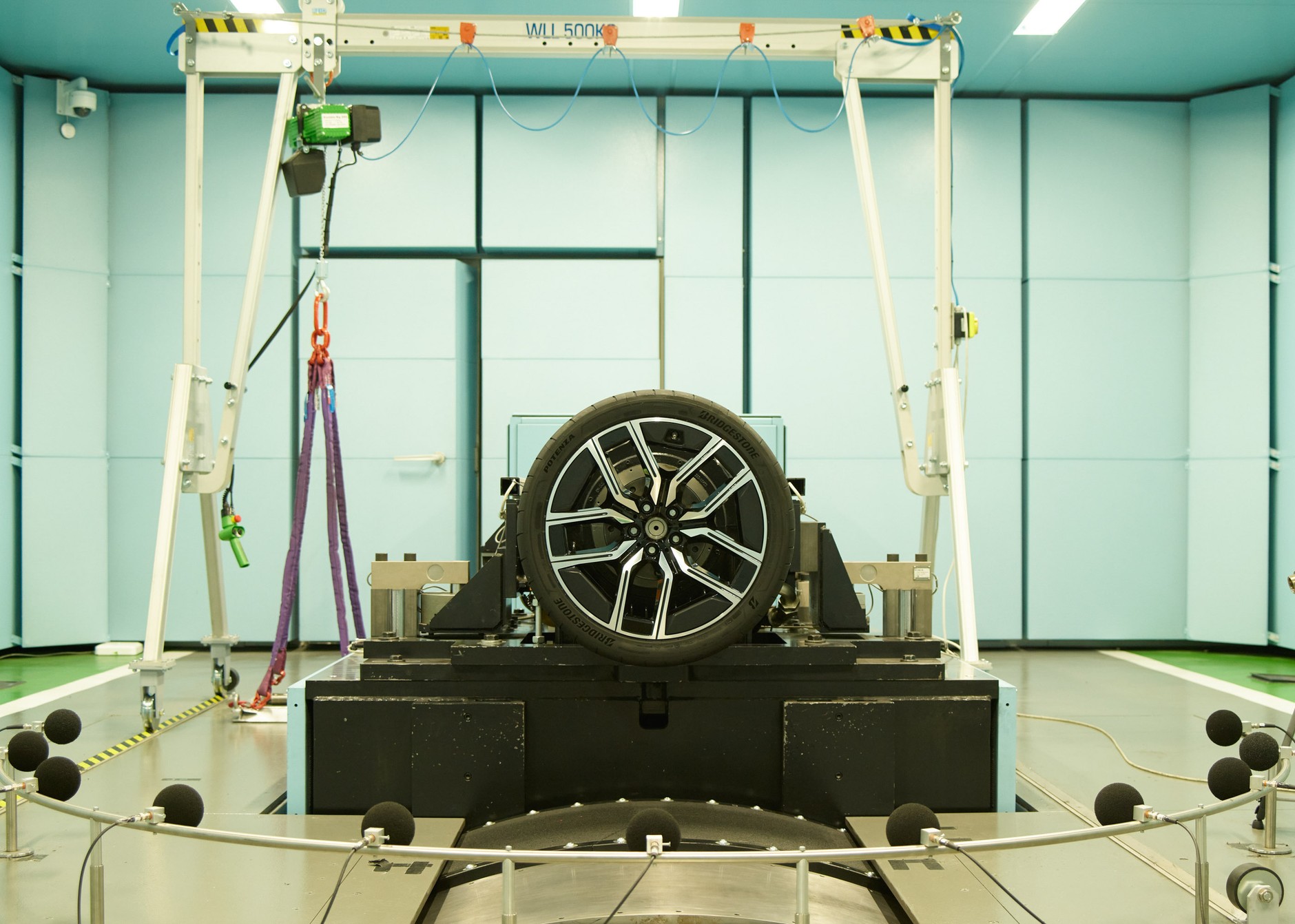 Centrum badawczo-rozwojowe i fabryka Bridgestone'a we Włoszech