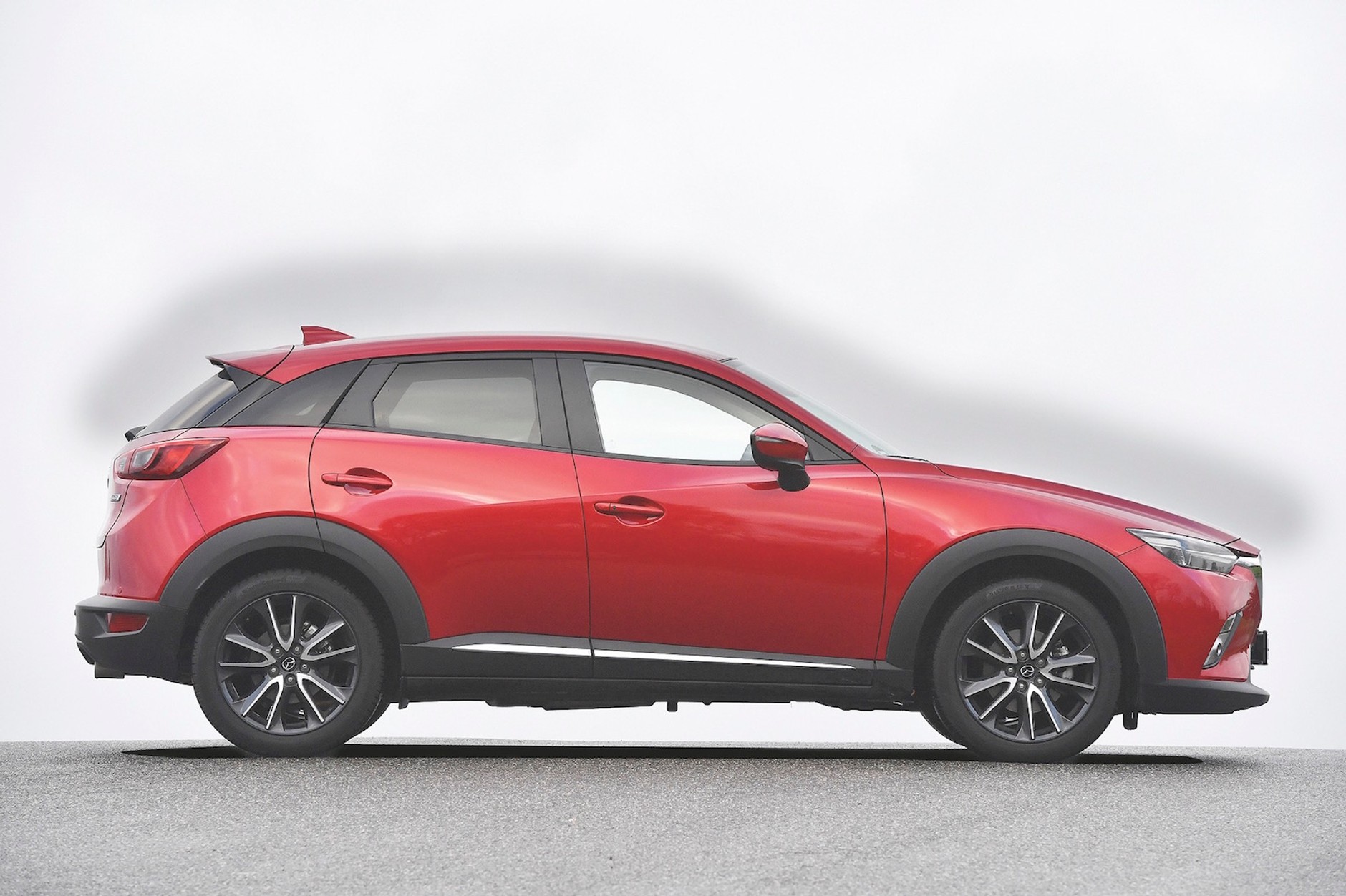 Mazda CX-3 kontra 3