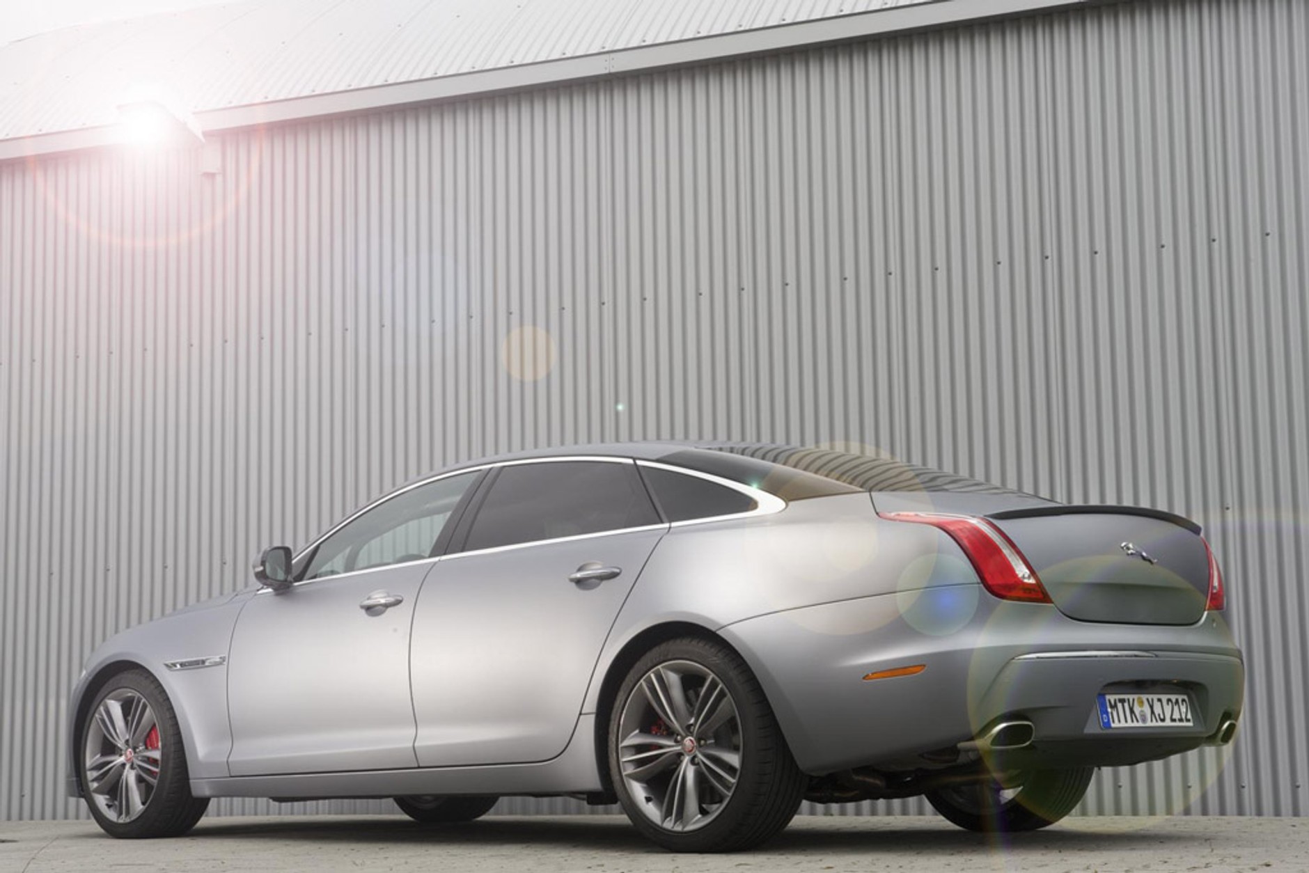 Jaguar XJ Sport w roli taxi na Nurburgringu