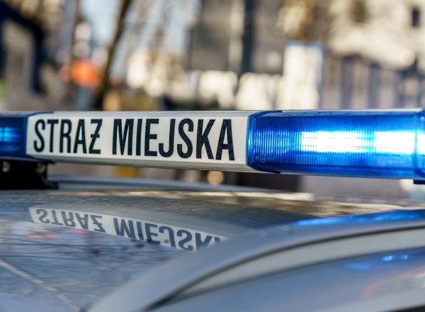 "Drogówka" w warszawskiej straży miejskiej: o co chodzi?