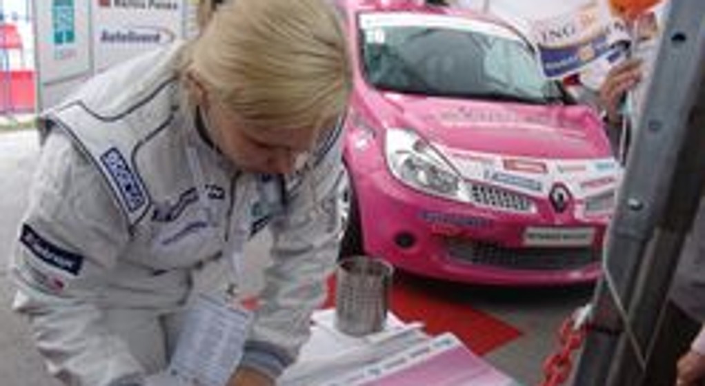 Wyścigi: Nürburgring szczęśliwy dla Karoliny Czapki