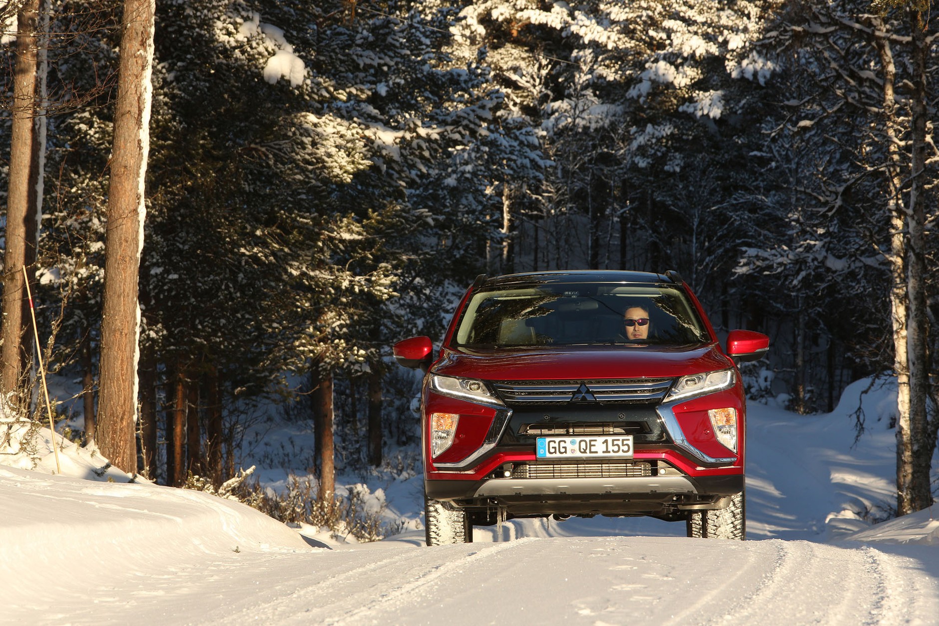 Mitsubishi Eclipse Cross - jak sobie radzi na lodzie?