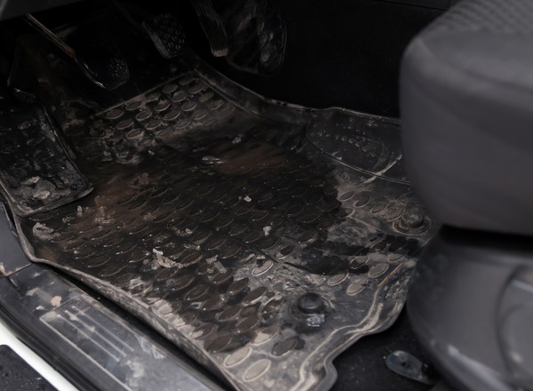 Kierowcy zapominają o zmianie tych elementów przed zimą. Potem mają problemy