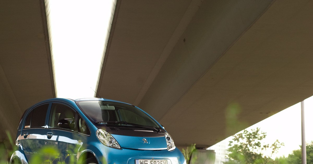 Peugeot iOn – uzależniony od elektryczności
