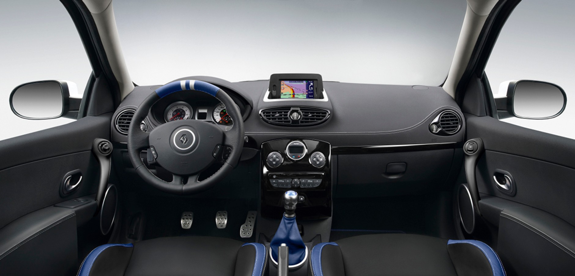 Renault Clio Gordini – Profanacja