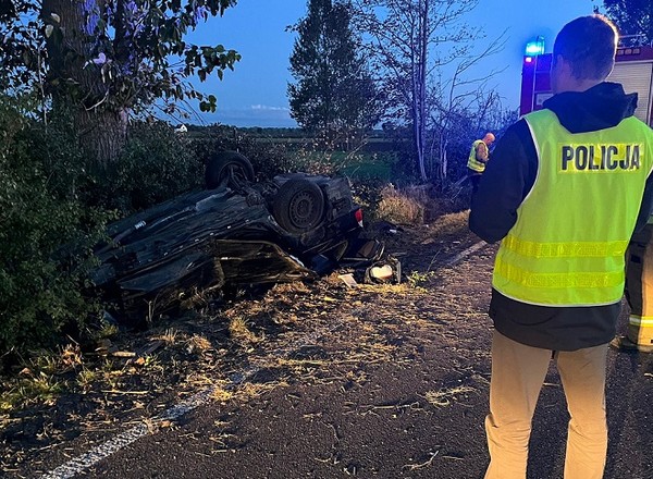 Stracił panowanie nad samochodem. Miał półtora promila. Jedna osoba zginęła