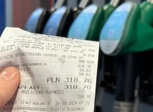 Tak można zaoszczędzić ponad 30 zł na jednym tankowaniu. I to bez żadnej promocji