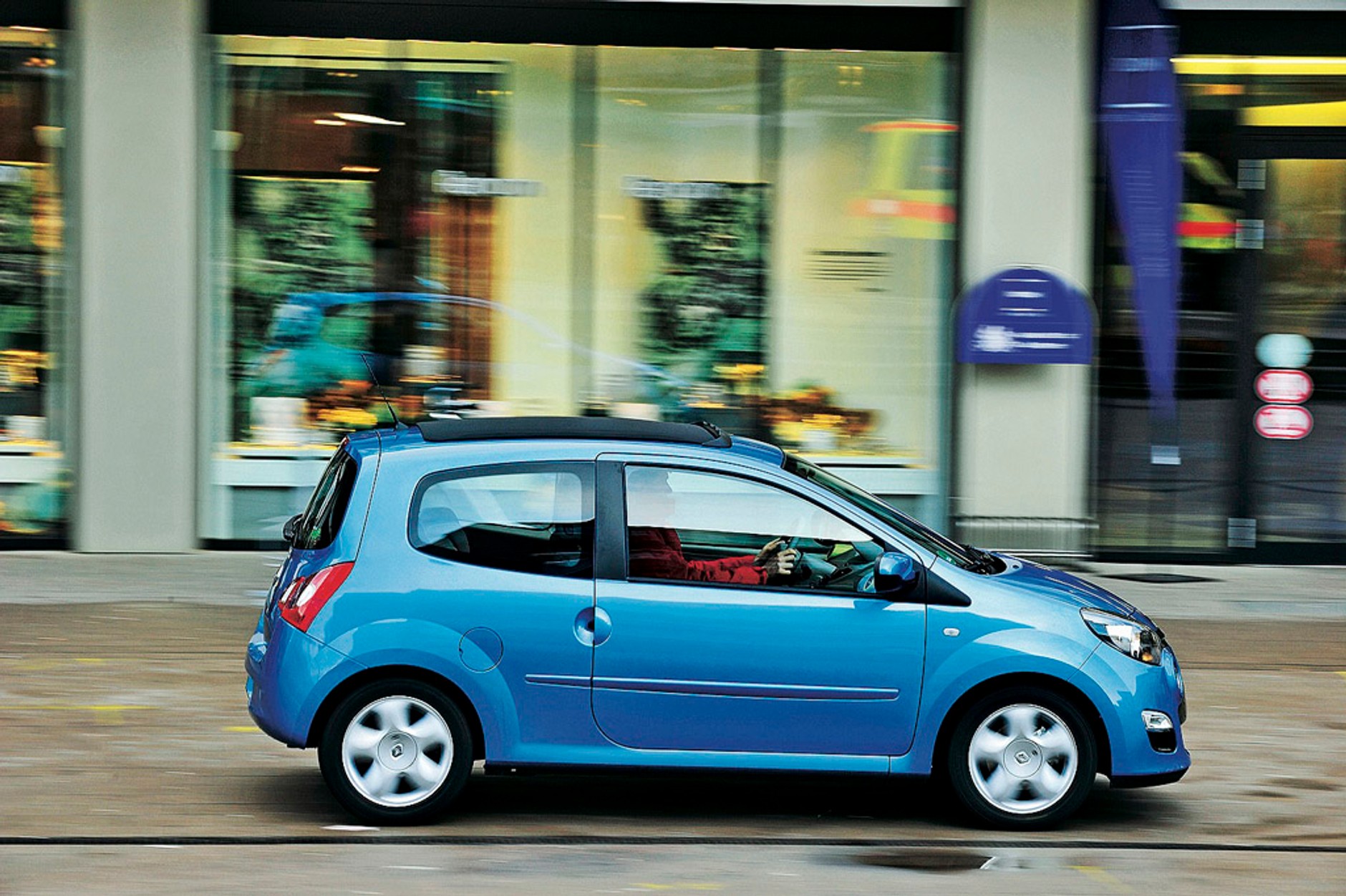 Kia Picanto kontra Renault Twingo i VW UP!: parada nowości wśród maluchów