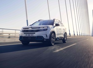 Citroen C5 Aircross Hybrid - elektryfikacja prosto z Francji