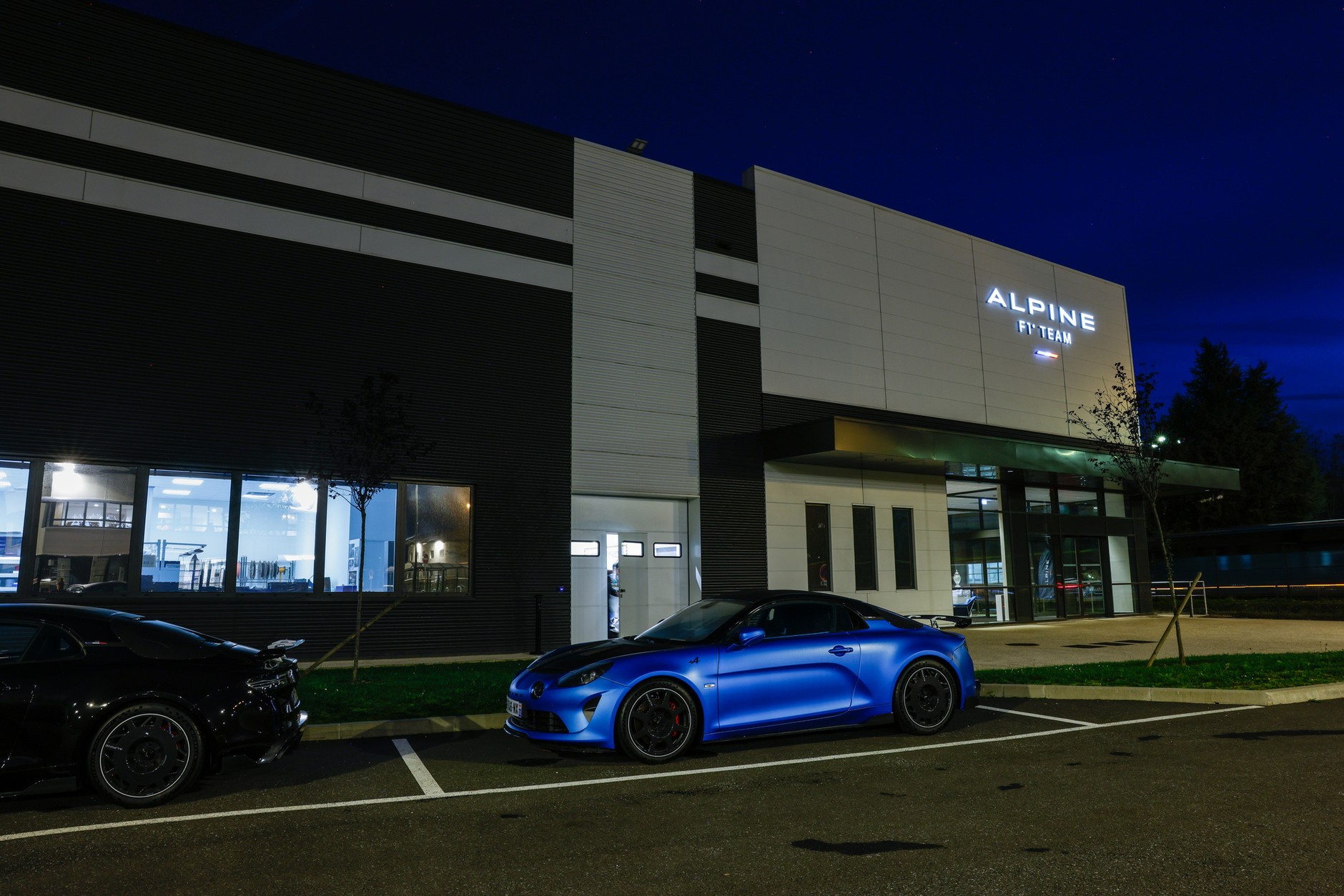 Centrum badawcze Alpine F1 Team w Viry-Châtillon