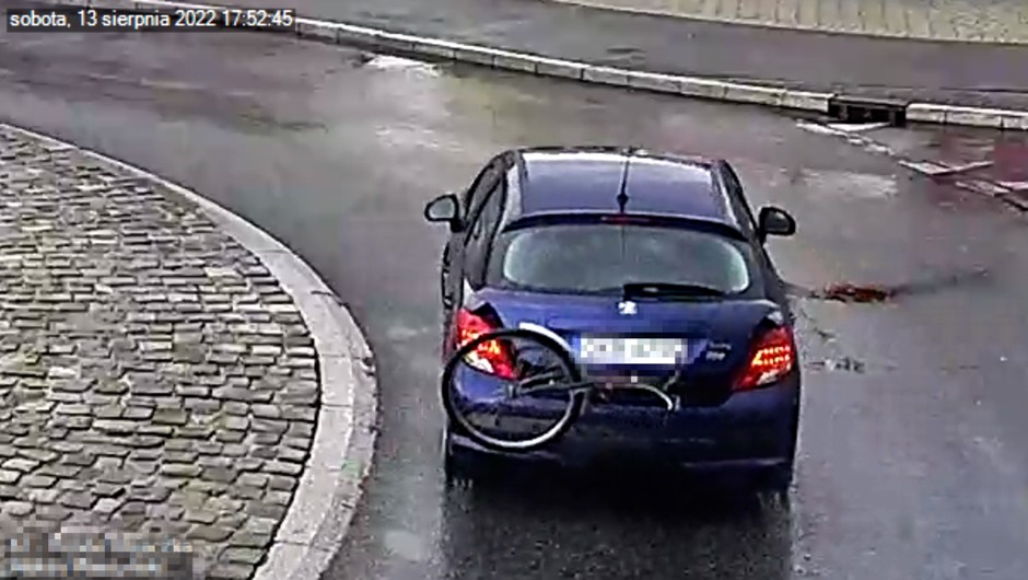 Potrącił pieszego po czym zawiózł go do szpitala. Teraz grozi mu więzienie 