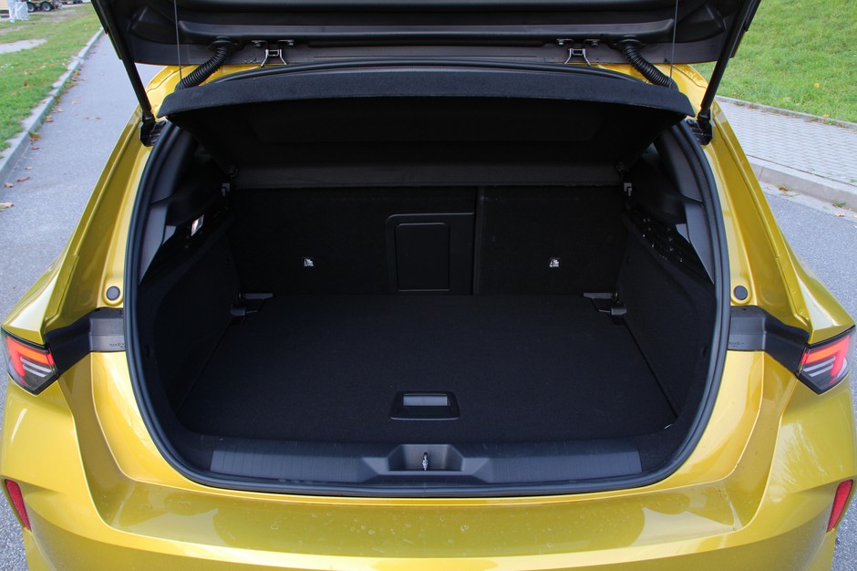 Opel Astra 1.2 Turbo Hybrid Ultimate