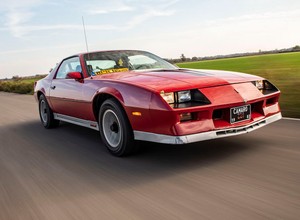 Chevrolet Camaro Z28 – konkurent Mustanga