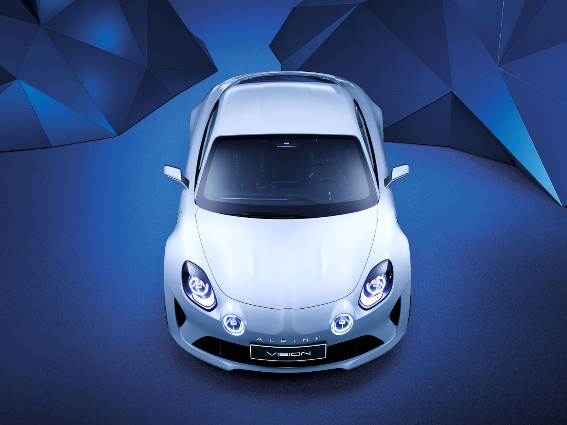 Renault przywraca blask Alpinie