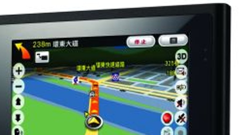 Mio Moov 380: nowy nawigator współpracujący z sieciami komórkowymi.