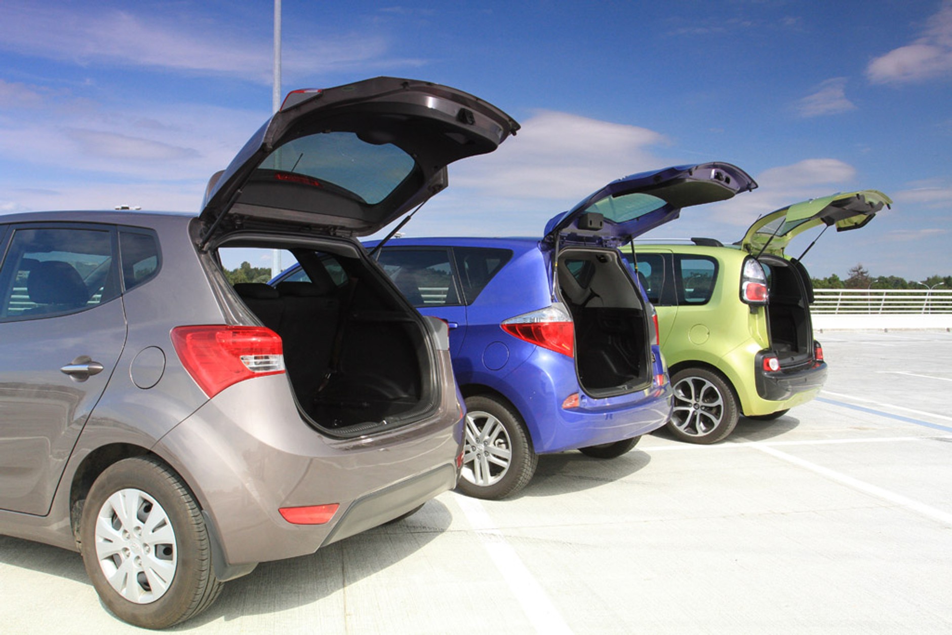 Toyota Verso S kontra Hyundai ix20 i Citroen C3 Picasso: czy to vany idealne na miasto?