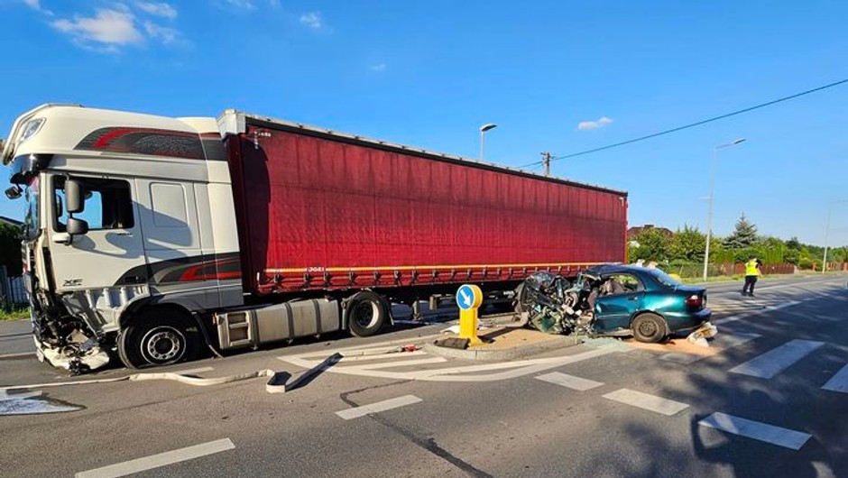 Obraz pochodzący z serwisu https://mazowiecka.policja.gov.pl/wos/aktualnosci/99884,Wypadek-smiertelny-Apelujemy-do-kierowcow-o-zdjecie-nogi-z-gazu.html