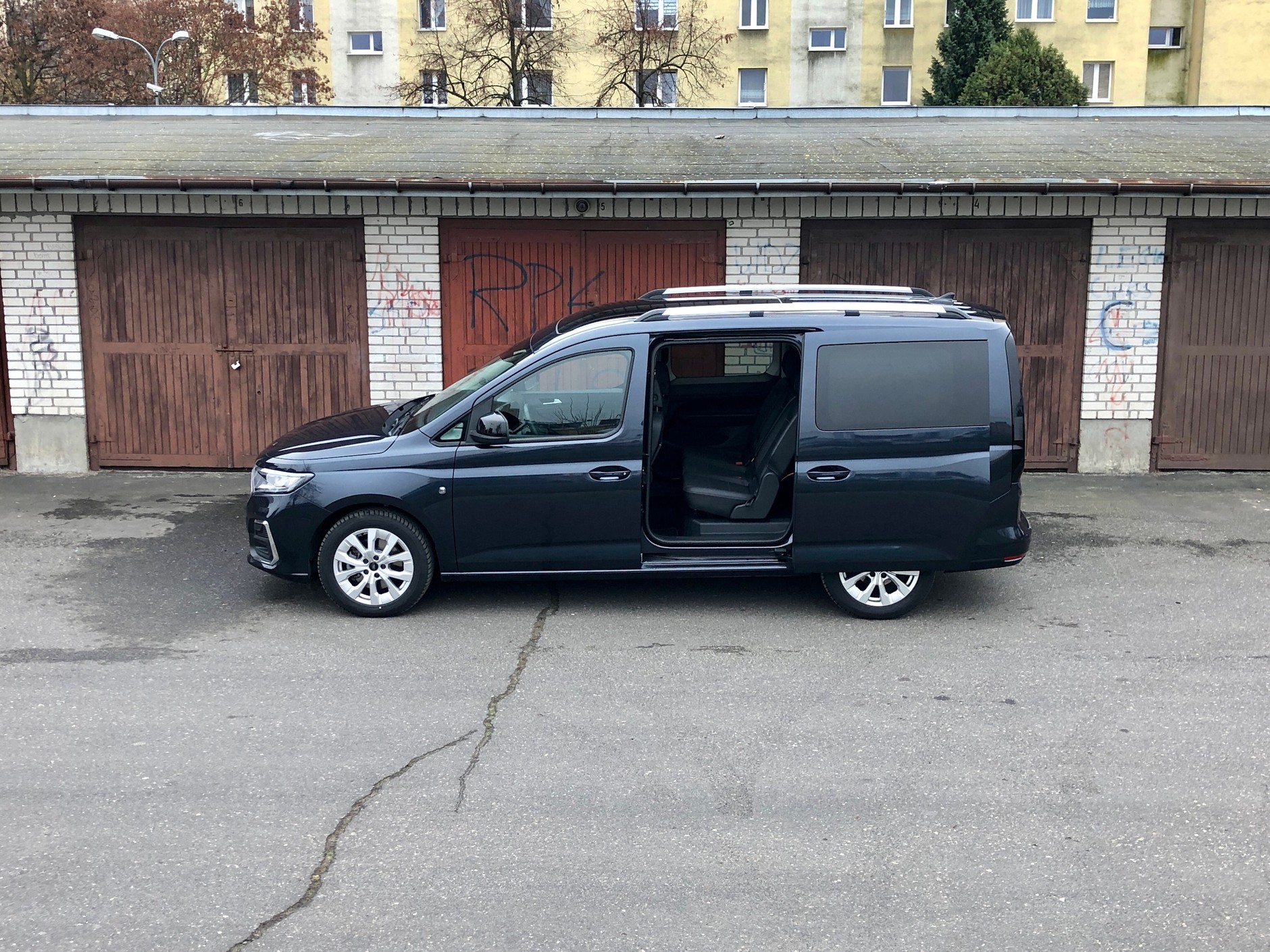 Ford Grand Tourneo Connect 1.5 Ecoboost Titanium