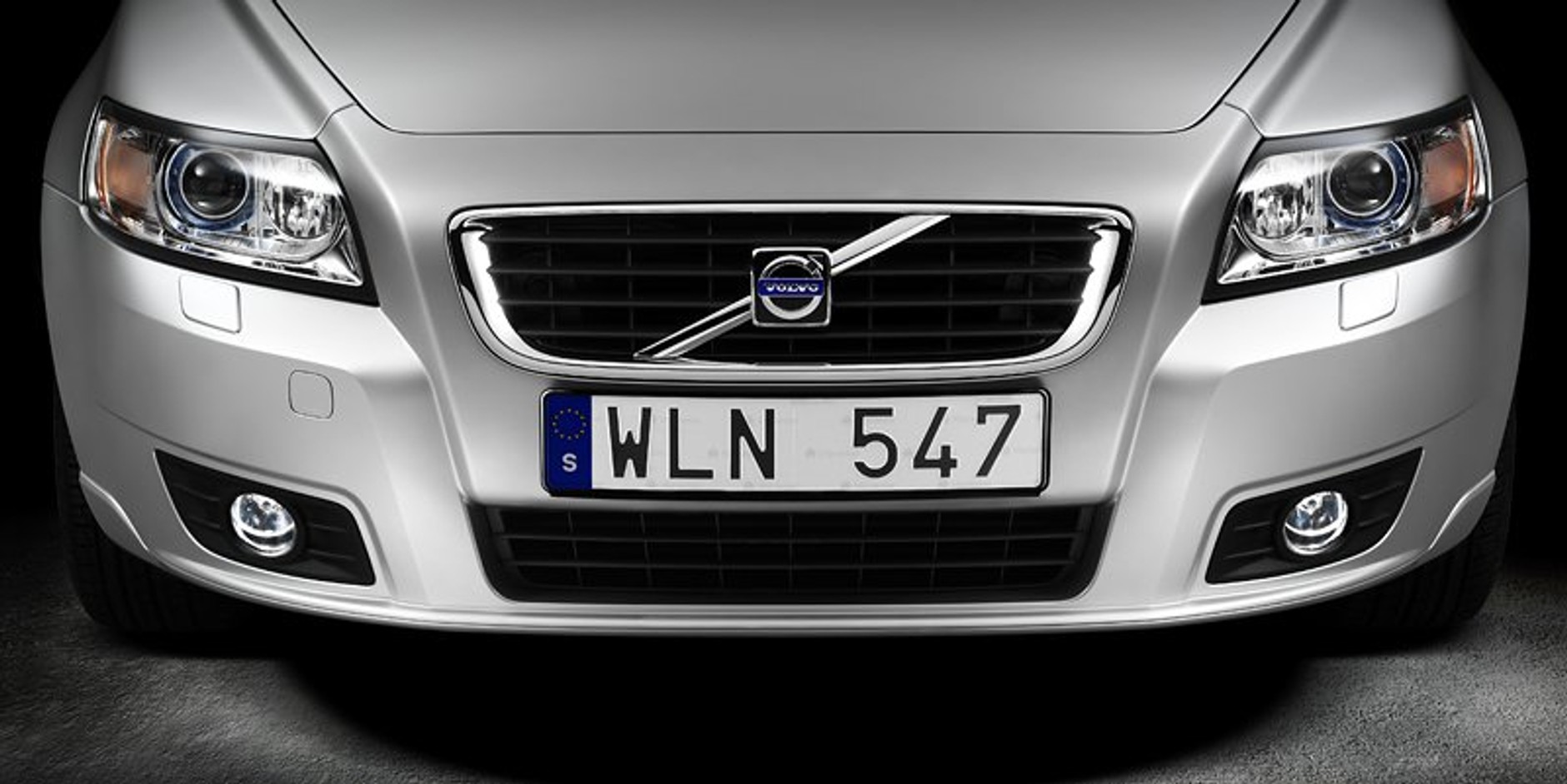 Odmłodzone Volvo S40 i V50 na starcie (WIDEO)
