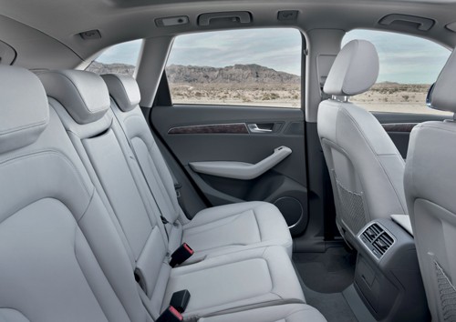 Audi Q5 - Frontalny atak w klasie SUV