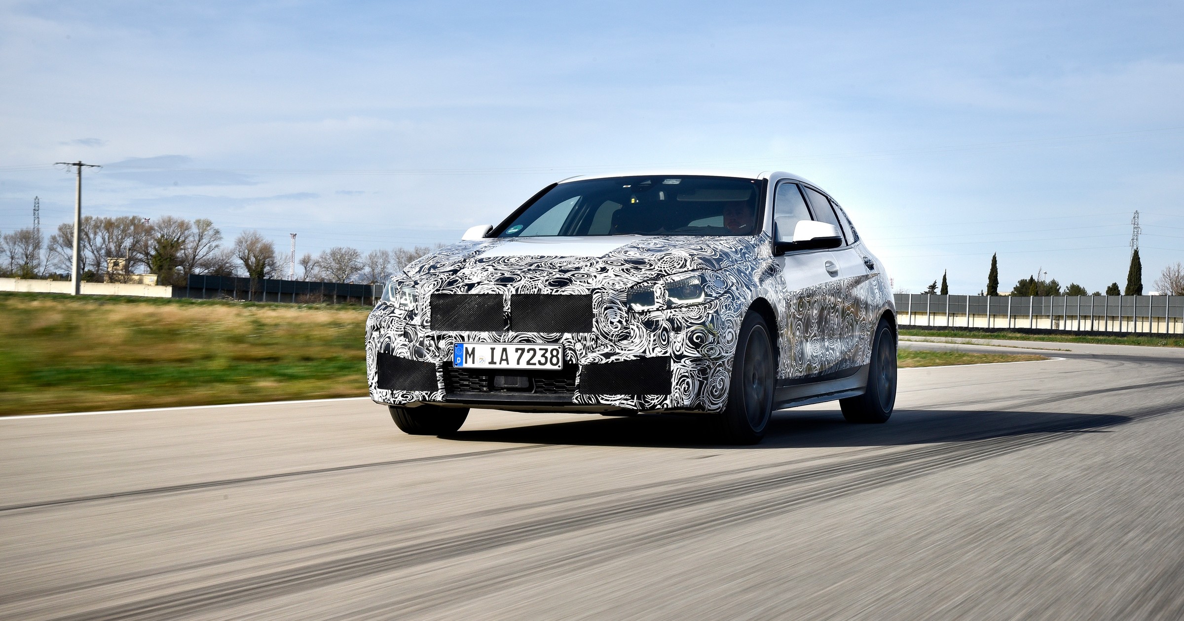 BMW serii 1 na platformie FAAR