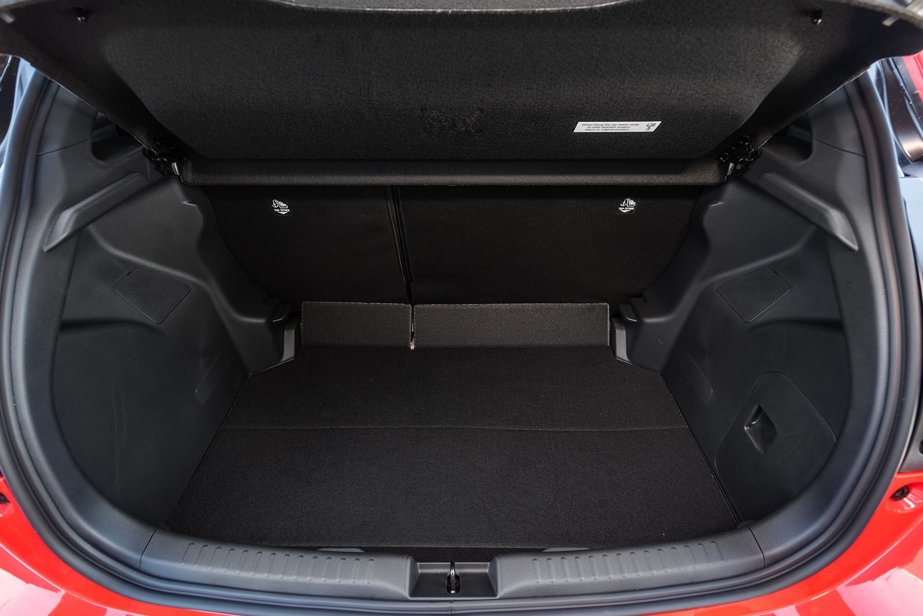 Nowa Toyota Yaris - ta hybryda ma naprawdę sens