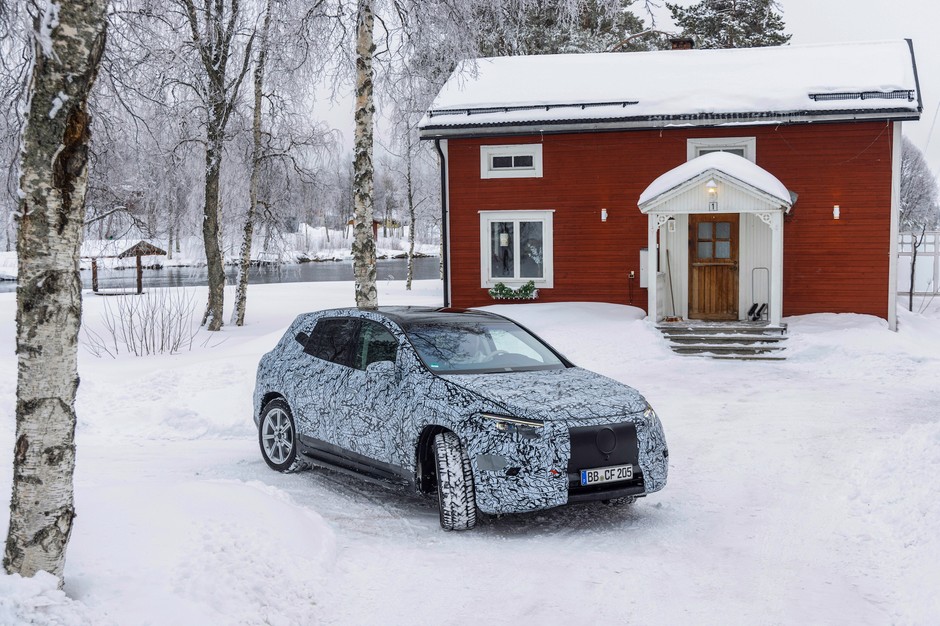 Mercedes EQS SUV
