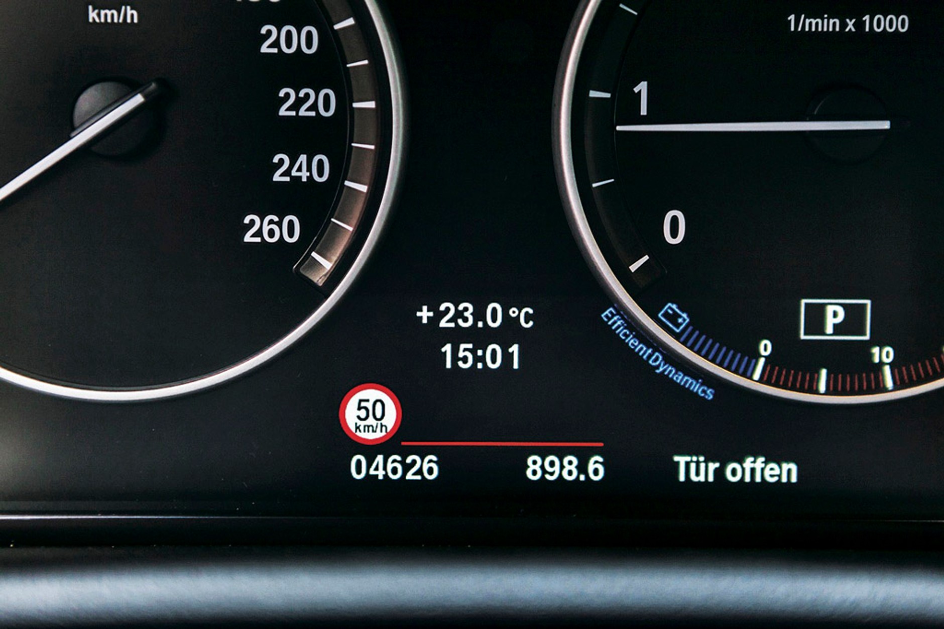 Nowy Hyundai Santa Fe kontra  BMW X3: kierunek luksus