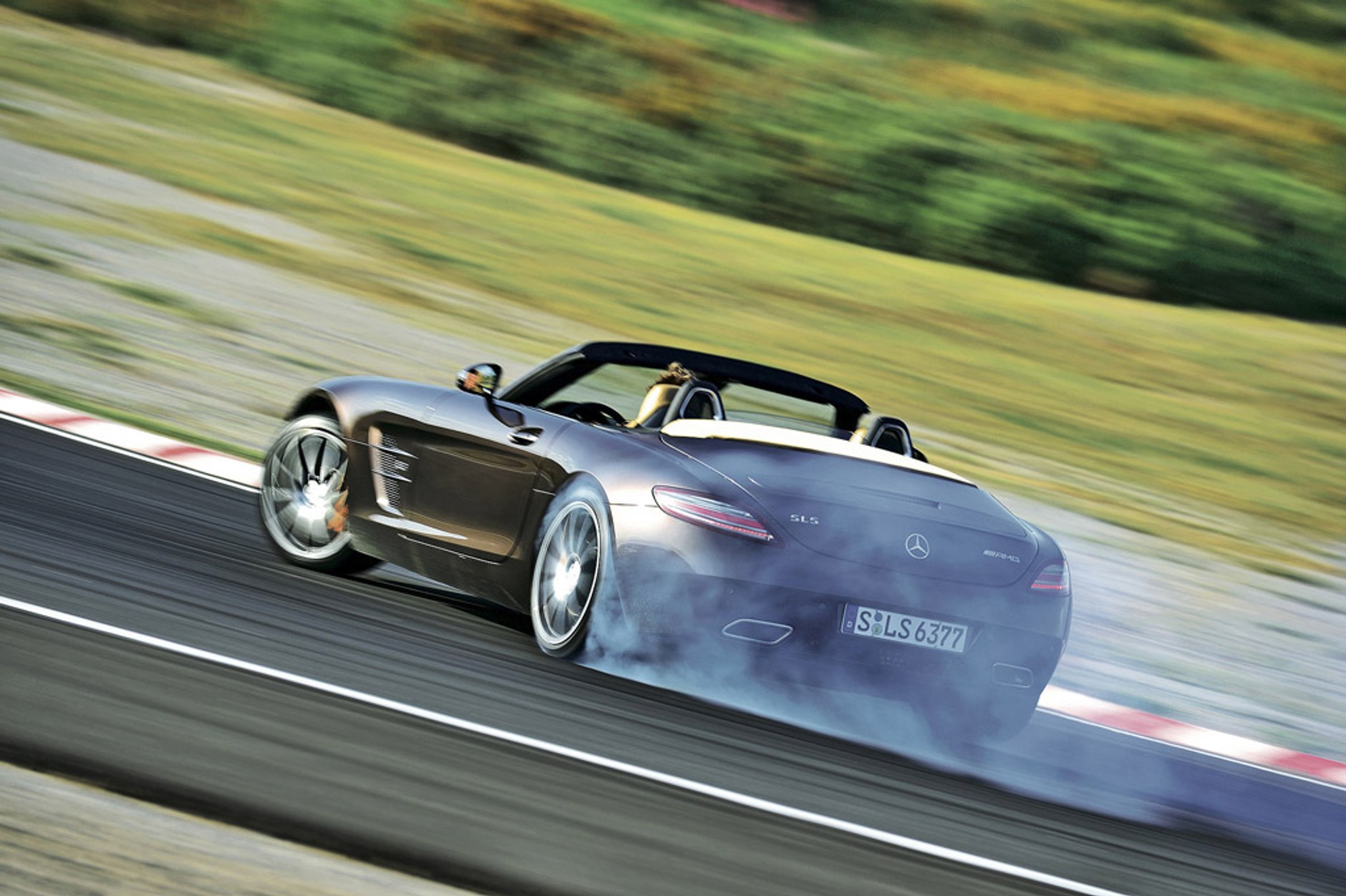 Megatest supersportowych samochodów