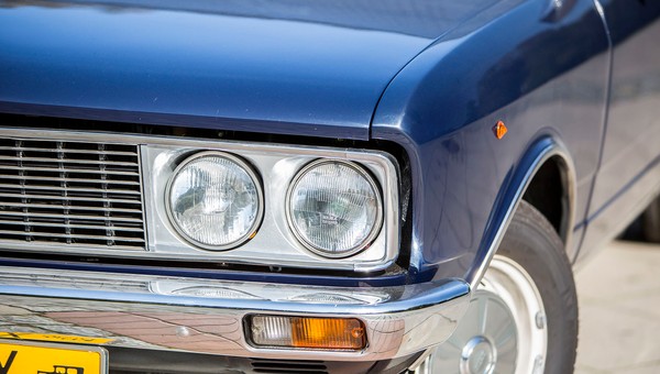 Polski Fiat 132p - dla towarzyszy i prywaciarzy