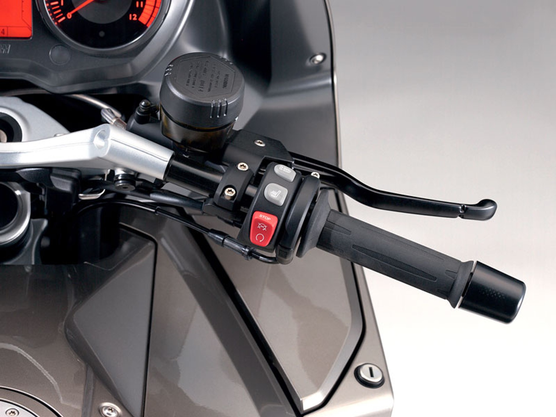 BMW Motorrad 2009: K 1300 S, K 1300 R, K 1300 GT (3x wideo HD!)