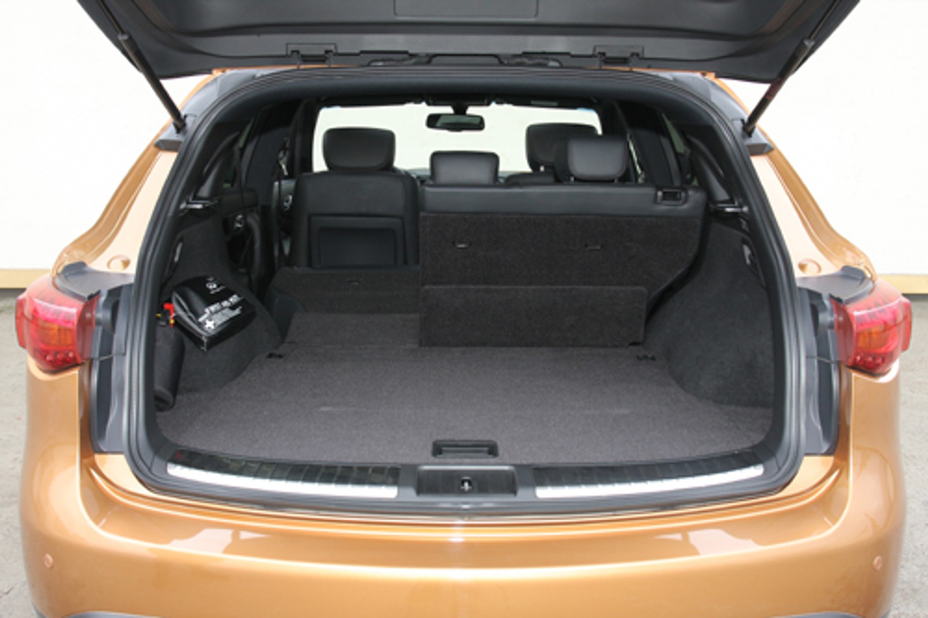 Infiniti FX50S: Chcesz okiełznać to monstrum?