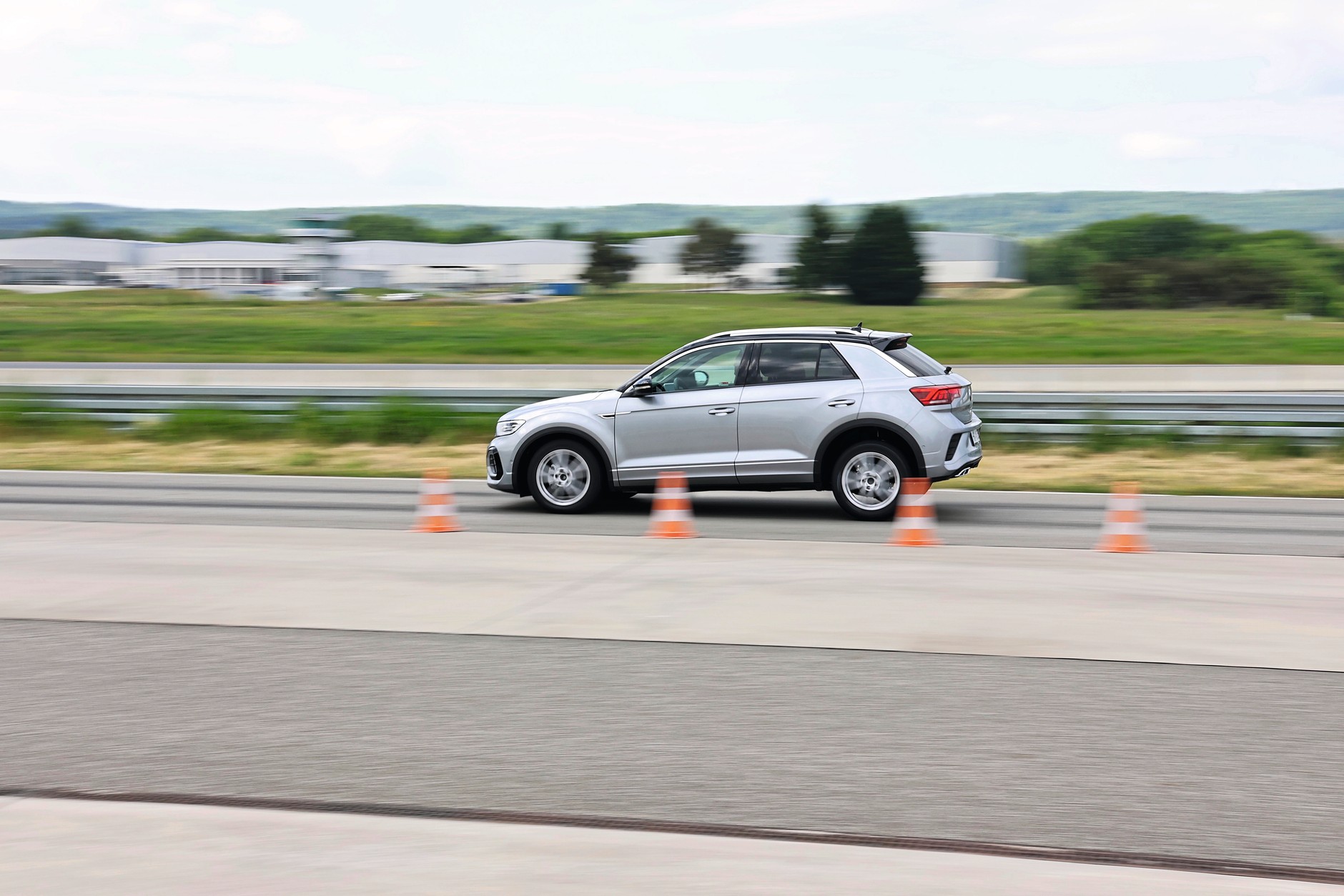 Test opon zimowych do SUV-ów 2025