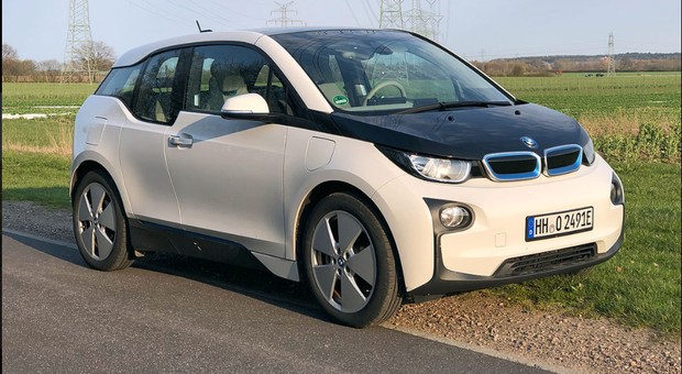 Przejechaliśmy BMW i3 143 tys. km w 9 lat. Jak zniósł to jego akumulator?