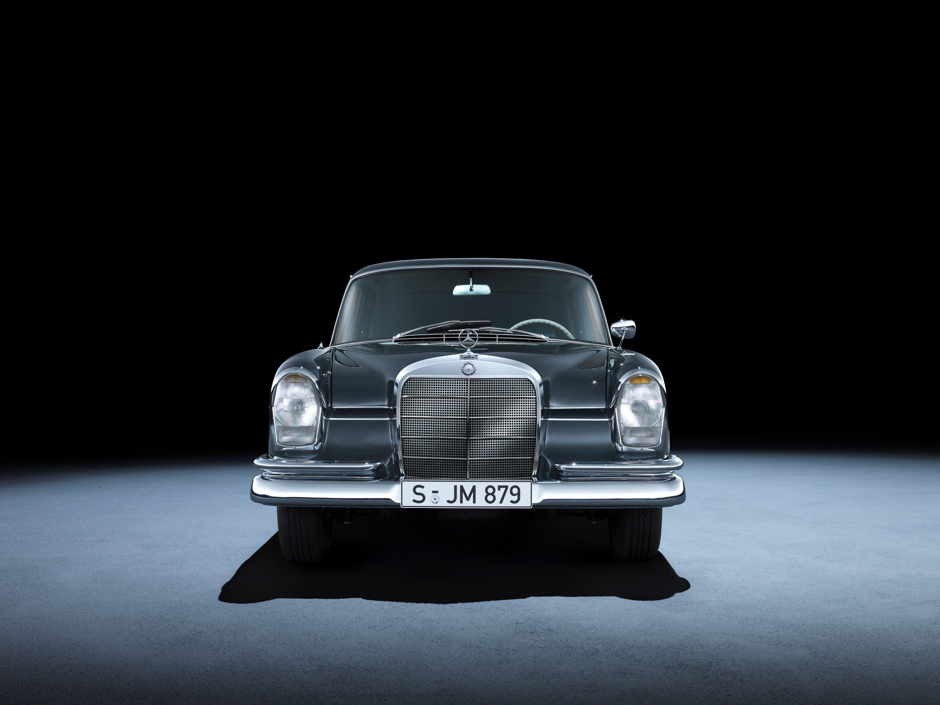 Mercedes 220 SE W111