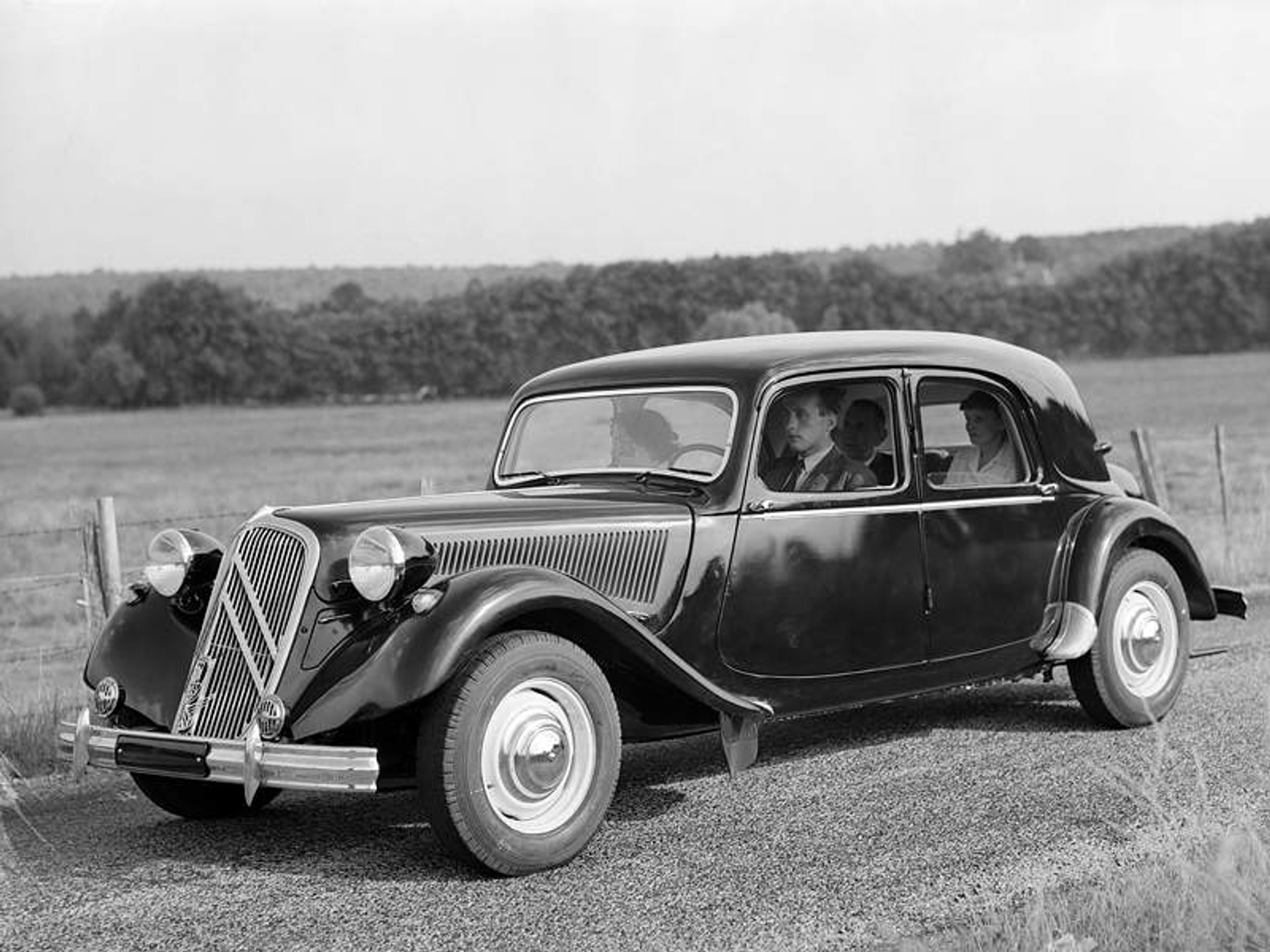Citroën: kultowy Traction i jego historia