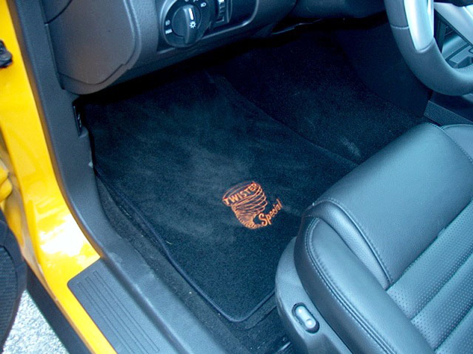 Ford Mustang Twister Special spółki R&amp;A Motorsports