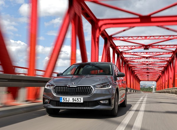 Przez lata była najchętniej kupowanym samochodem w Polsce. Teraz Skoda Fabia wraca. Czy jest warta swojej ceny?