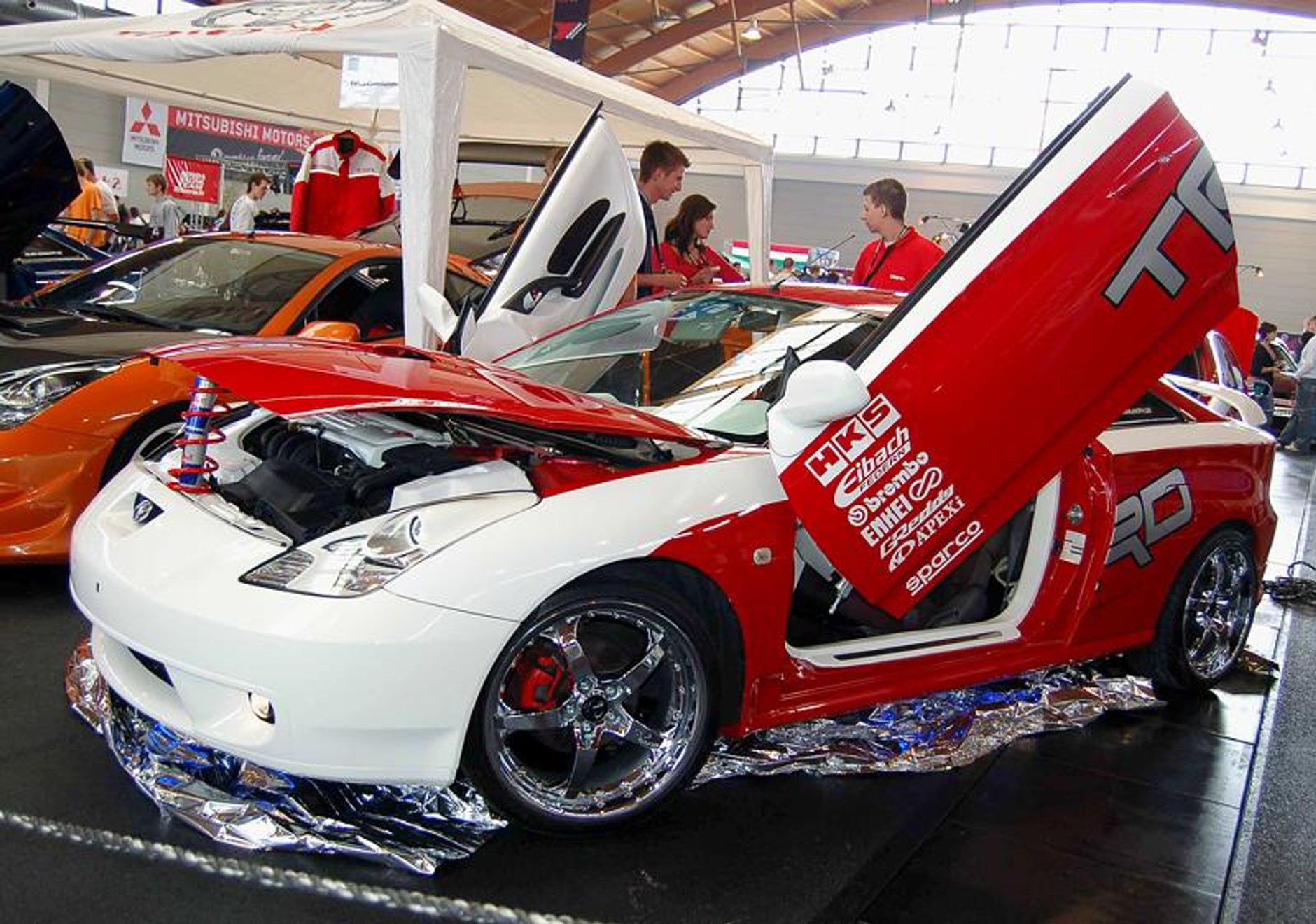 Tuning World Bodensee 2008: Golfy, drifting i dziewczyny -  fotogaleria (2)