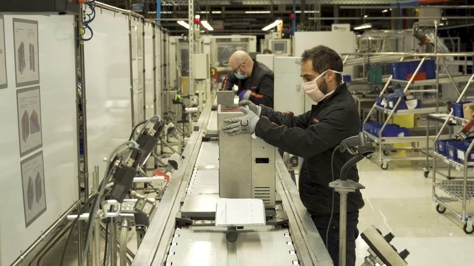 Seat produkuje respiratory