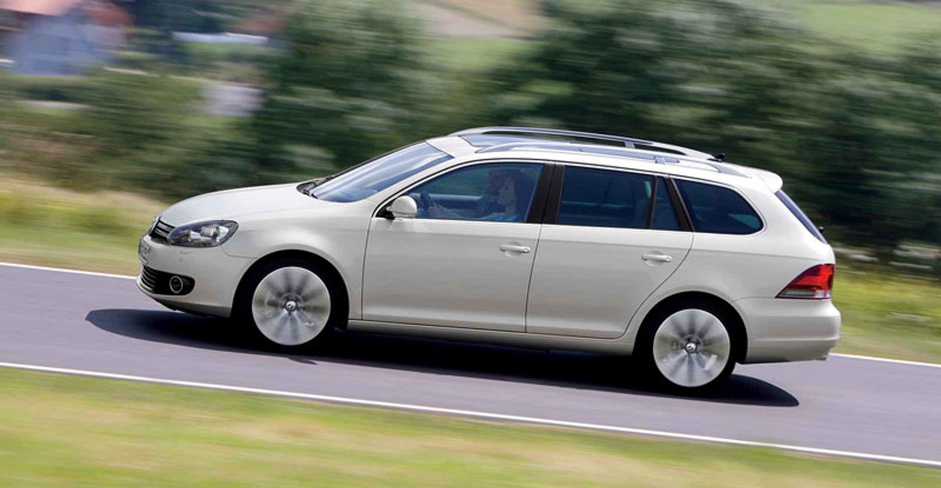 Volkswagen Golf Variant: dane techniczne, nowe zdjęcia