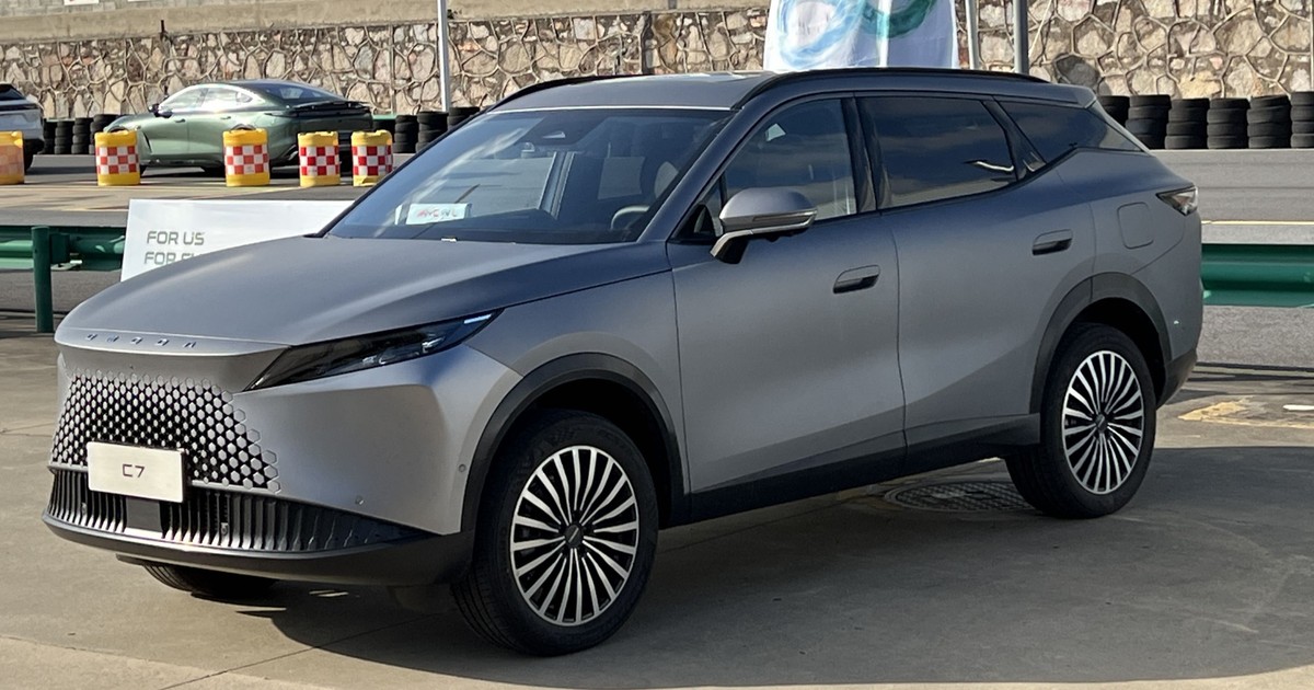 Omoda 7