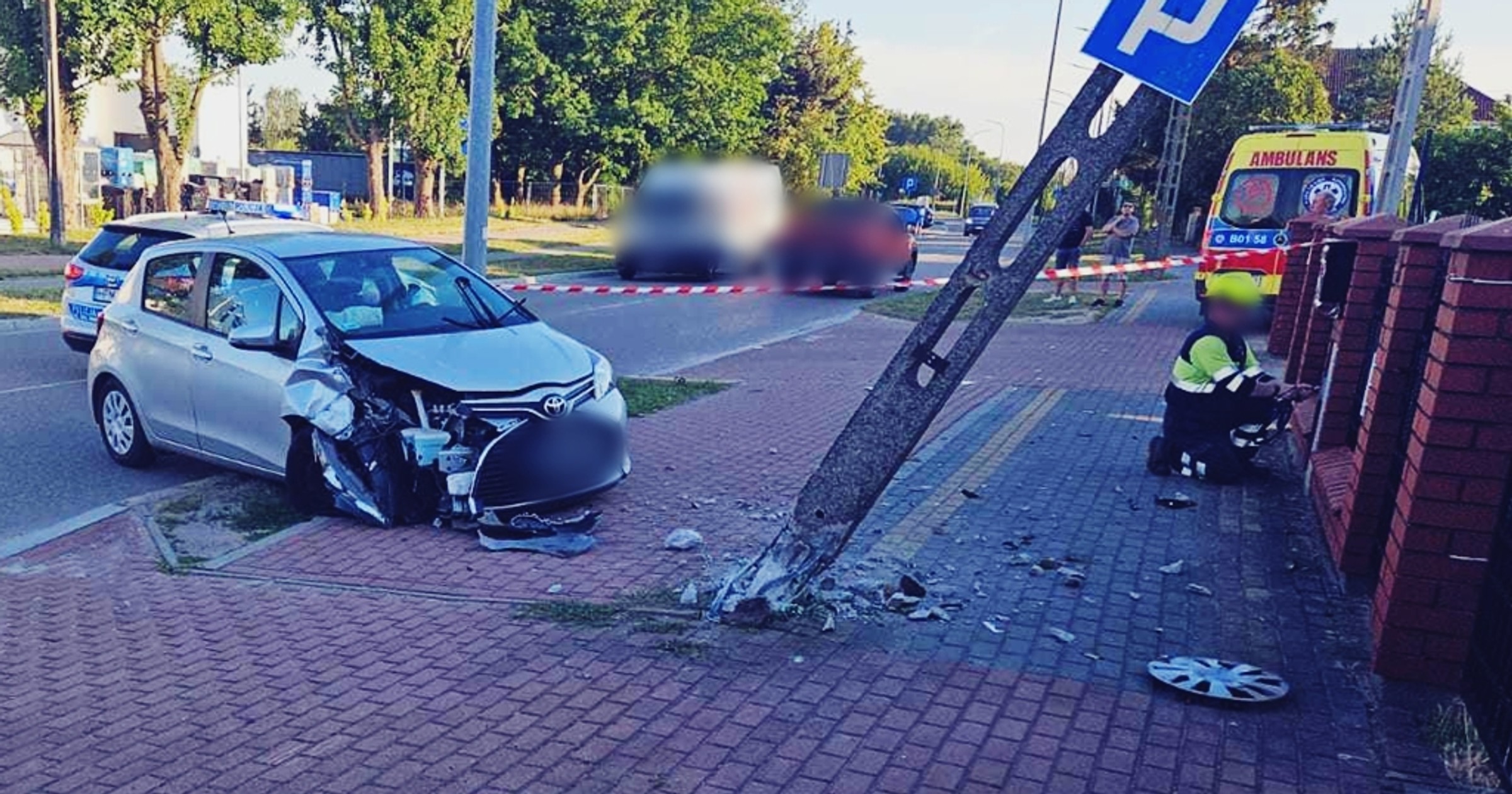 Obraz pochodzący z serwisu https://lomza.policja.gov.pl/po4/informacje/96560,Pijany-zatrzymal-sie-na-slupie.html