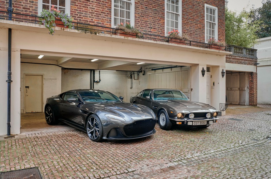 Aston Martin na aukcji z okazji 60-lecia Jamesa Bonda