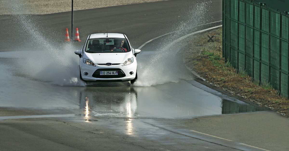 Test opon całorocznych w rozmiarze 175/65 R14: czy są gotowe na wszystko?